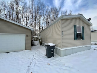 1325 SE 27th St Se # 1008, Minot, ND 58701