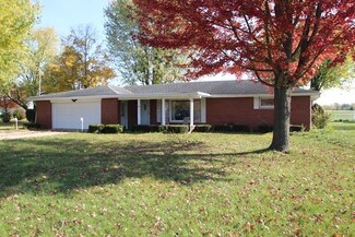 315 Gillcrest Dr, Albany, IN 47320