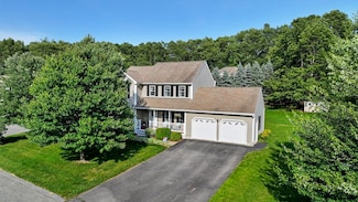 3 Spindletop Dr, Leominster, MA 01453