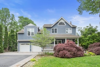175 Park Ln, Wayne, NJ 07470