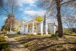 523 4th St S, Columbus, MS 39701