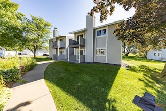1713 Fulham St Unit D, Lauderdale, MN 55113