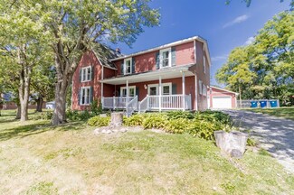305 W Jackson St, Hebron, IN 46341