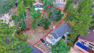 1050 Rivera Dr, Wrightwood, CA 92397