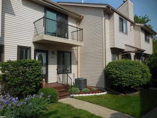 50676 Jefferson Ave Unit E-14, New Baltimore, MI 48047