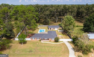 2026 Ellis Ln, Blackshear, GA 31516