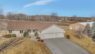 8105 165th Ave NE, Oak Park, MN 56357