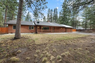 19425 River Woods Dr, Bend, OR 97702