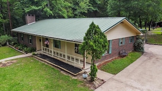 155 Country Craft Rd, Lufkin, TX 75904