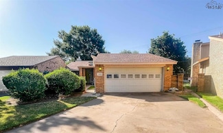 2005 Heather Ln, Wichita Falls, TX 76308