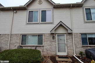 29408 Maurice Ct Unit 50, Chesterfield, MI 48047