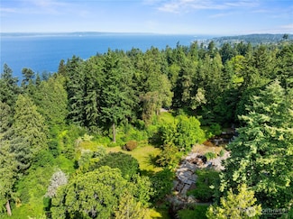 105 NW Highland Dr, Shoreline, WA 98177
