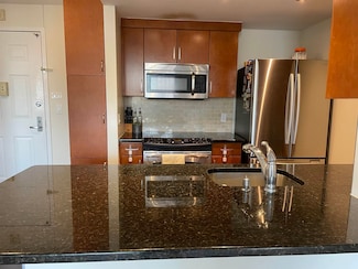 20 2nd St Unit 703, Jersey City, NJ 07302