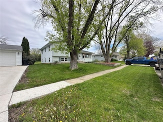 2770 24th Ave, Marion, IA 52302