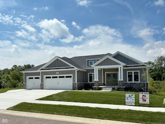 3725 Maple Ridge Trail, Columbus, IN 47201