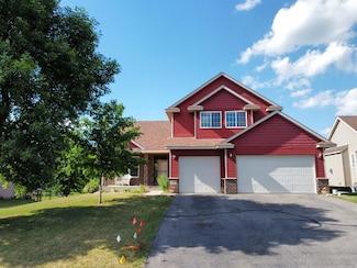 1403 9th St SE, New Prague, MN 56071