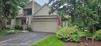 1945 Danbury W Unit 15, Okemos, MI 48864