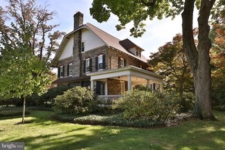302 E Gowen Ave, Philadelphia, PA 19119