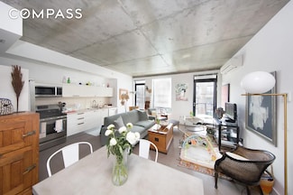 281 Union Ave Unit PHK, Brooklyn, NY 11211