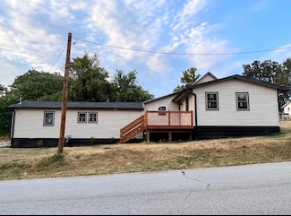 506 Hill Ave, Ava, MO 65608