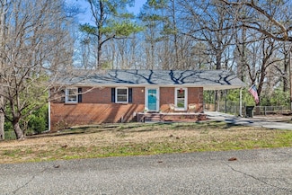 6407 Kimridge Rd, Fayetteville, NC 28314