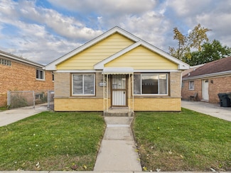 235 32nd Ave, Bellwood, IL 60104