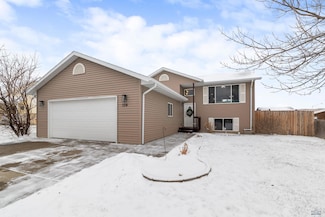 134 Adonia Ln, Rapid City, SD 57701