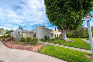 3002 Via Buena Vista Unit B, Laguna Woods, CA 92637