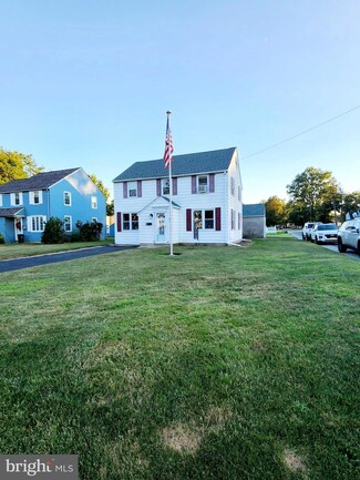 34 Maplewood Ave, Penns Grove, NJ 08069