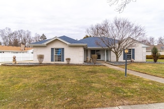 616 Nightfall Rd, Fort Wayne, IN 46819