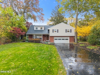 2505 Whamer Ln, Schenectady, NY 12309