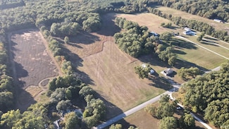 1505 S Roosevelt Rd, Knox, IN 46534