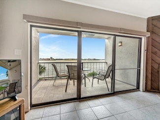 401 Lakeside Ln Unit 112, Houston, TX 77058