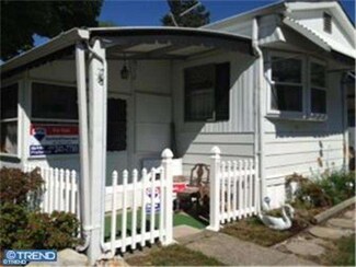 58 Briarhill Dr, Chesilhurst, NJ 08089