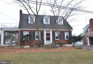 77 Lancaster Ave, Strasburg, PA 17579