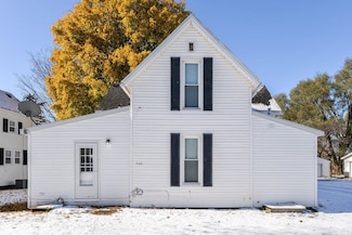 308 N Center St, Boswell, IN 47921