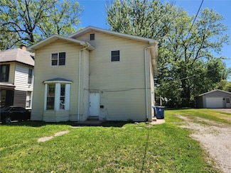 1117 Main St, Alton, IL 62002