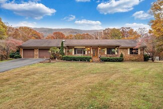 211 Woodland Rd, Covington, VA 24426
