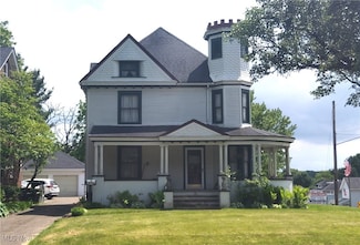5 Wooster St NE, Navarre, OH 44662