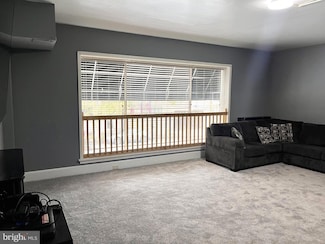 27 N Hanover St, Pottstown, PA 19464