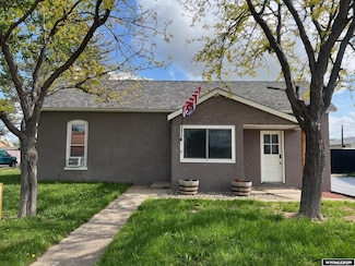 1109 13th St, Wheatland, WY 82201