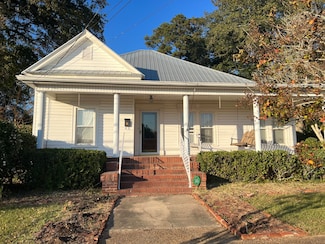 107 E Richards St, Denmark, SC 29042