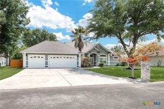 110 Agua Verde, Seguin, TX 78155