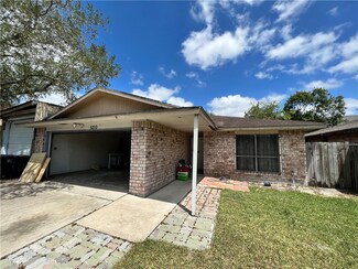 5210 Bonham St, Corpus Christi, TX 78415