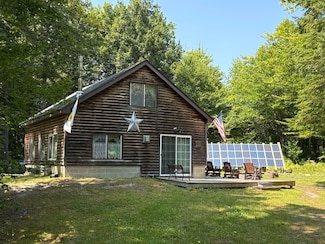 412 Mattamiscontis Rd, Howland, ME 04448