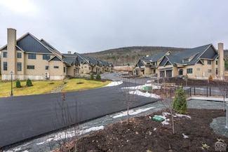 15 Stonewall Ln, Windham, NY 12496