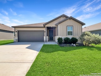 120 Bella Rosa Trail, Cibolo, TX 78108