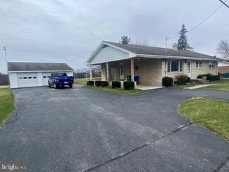 307 Hershey Rd, Hummelstown, PA 17036