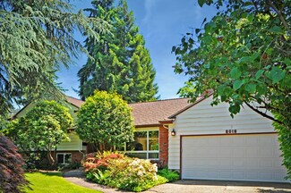 9019 SE 58th St, Mercer Island, WA 98040