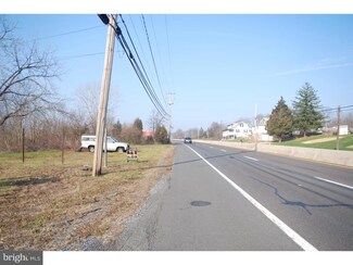 6120 Perkiomen Ave, Birdsboro, PA 19508